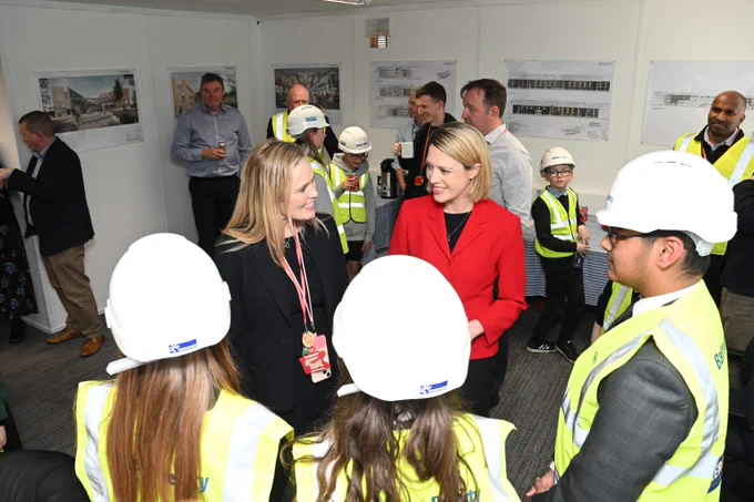 Education Secretary Jenny Gilruth meets staff and teachers from Liberton High School.
