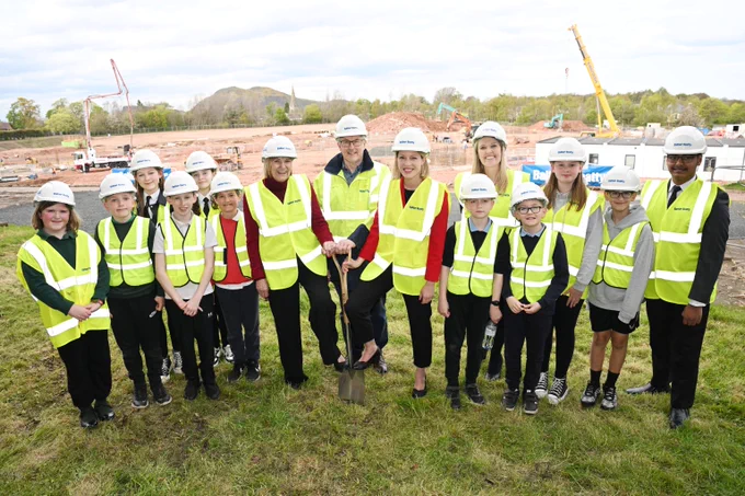 Education Secretary Jenny Gilruth with Cllr Joan Griffiths (Education, Children and Families Convener at Edinburgh Council), staff and teachers from Liberton High School and staff from contractor Balfour Beatty at the ground breaking ceremony for the new school buildings.