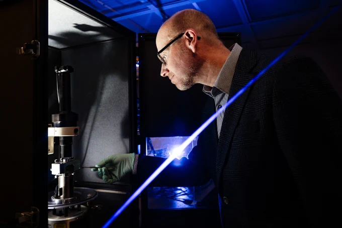 Mark Williams works in a lab.