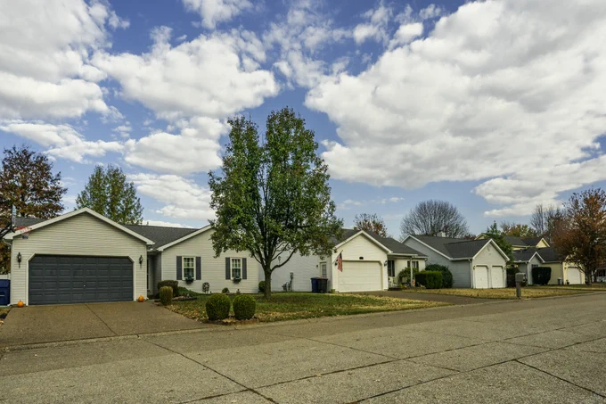 Midwestern ranch houses