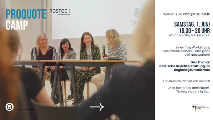 Foto
Szene vom letzten ProQuoteCamp
Panel-Diskussion mit 4 Personen, die sich unterhalten
