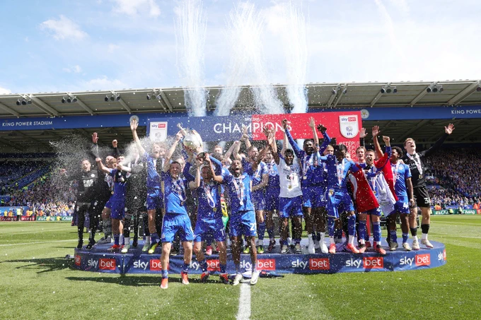 Leicester City lift the Championship trophy.