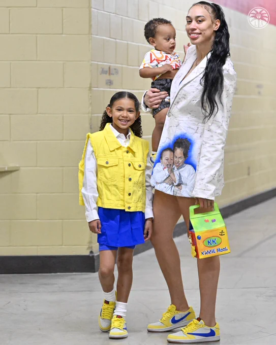 Amaya, Legend, & Dearica posing for a photo