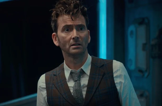 David Tennant in Doctor Who: Wild Blue Yonder in an undercoat, shirt and tie