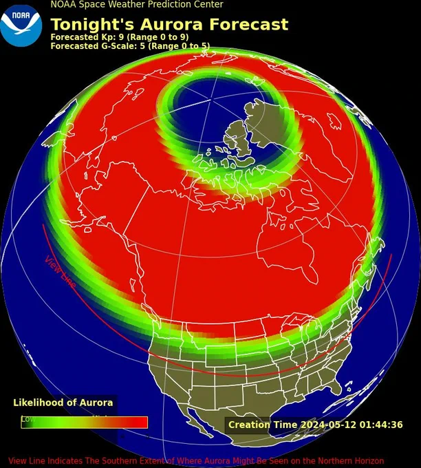 Image of the earth with the aurora forecast