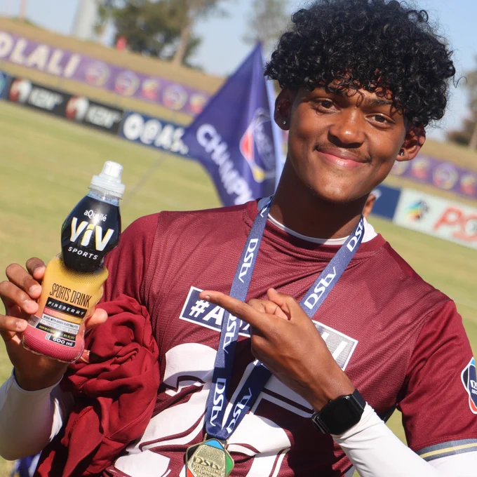 Tylon Smith enjoying a bottle of aQuelle ViV after helping Stellenbosch FC win the 2023-24 DStv Diski Challenge trophy.