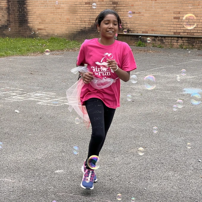Girls on the run practice run at Keane