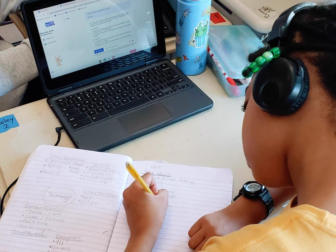 student using magicschool to complete research notes