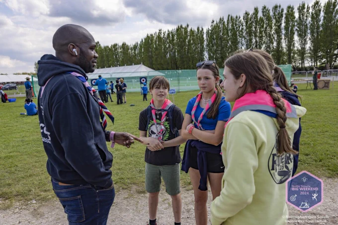 Dwayne Fields speaking with young people at the Nottingham Scouts' Big Weekend