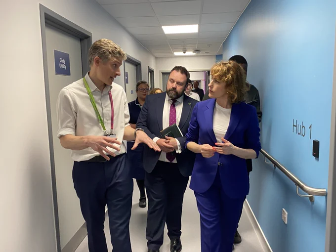 The health secretary touring the Outpatient Assessment Unit