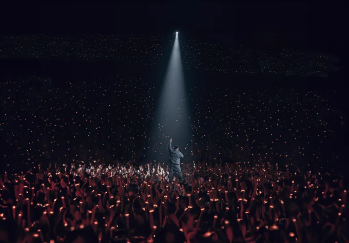 CrowdLED lighting up Bigflo et Oli concert