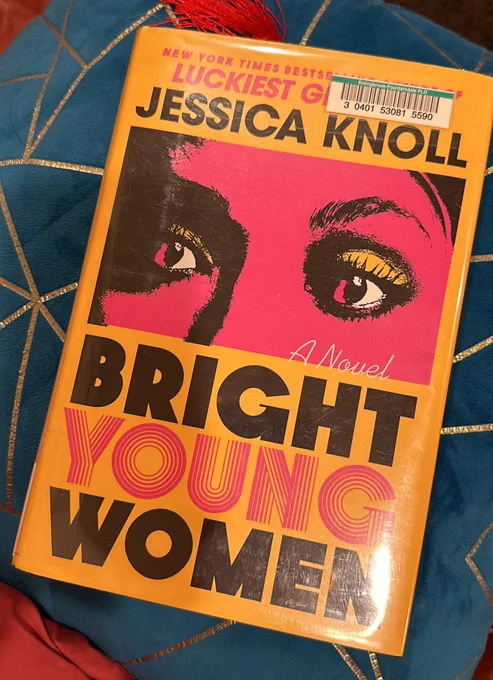 Cover jacket of the novel Bright Young Women by Jessica Knoll.