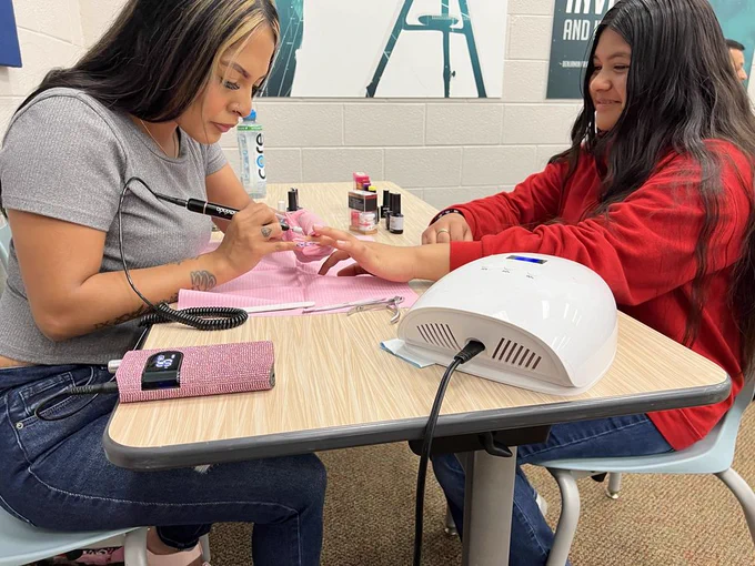 Manicure