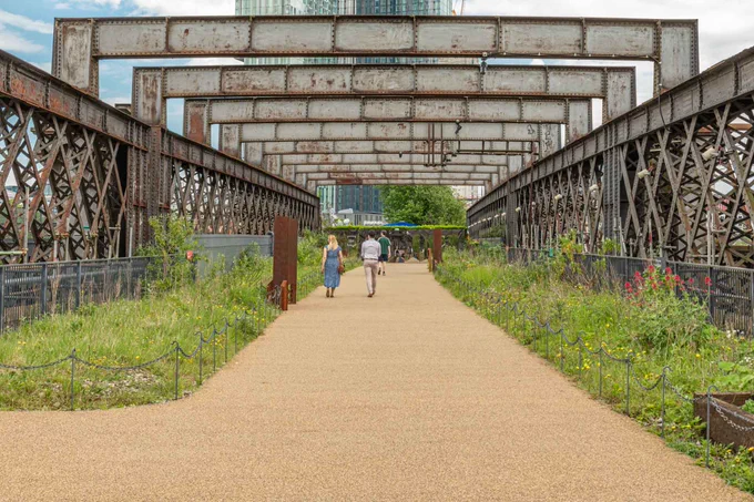 Castlefield railway walk