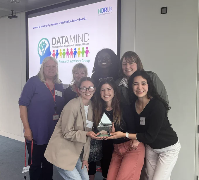 DATAMIND team with award.