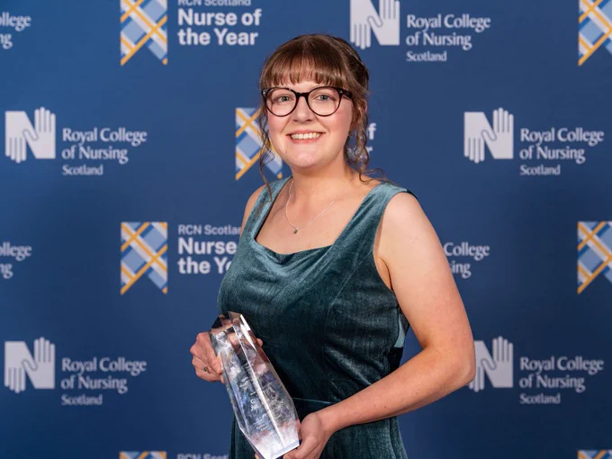 RGU Graduate with her RCN Award