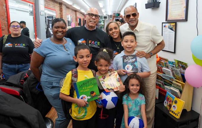 Chancellor Banks joins a NYC Reading Hub Ribbon Cutting at Nuevo Concepto Barber Shop on Harlem with public school students.