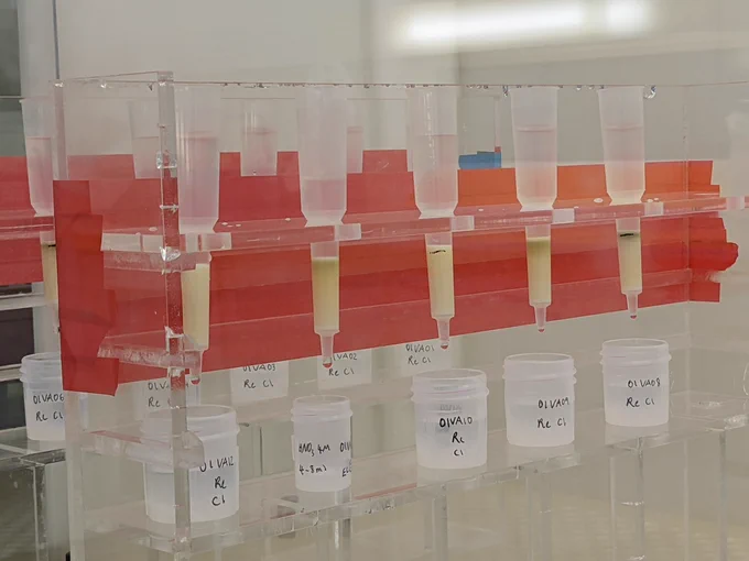 Column chemistry to purify and isolate elements and their isotopes