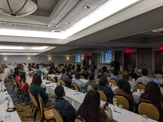Picture of attendees during a Neuroscience presentation
