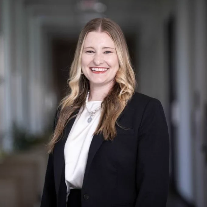 Grace Miller 25MBA (U.S. Navy)