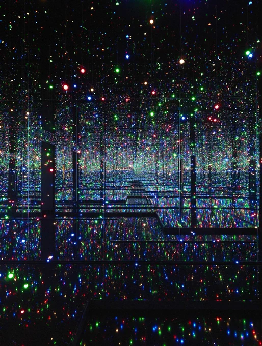 Yayoi Kusama Infinity Mirrored Room - Filled with the Brilliance of Life  - Tate Modern - London 2024
