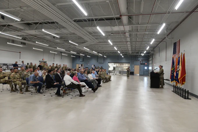 The Indiana National Guard celebrated the grand opening of the newly expanded and renovated Shelbyville Armory! With an additional 7,300 sq. ft., improved facilities and state-of-the-art systems, this upgrade supports the training and operations of 430 aviation soldiers. 🚁 🇺🇸 