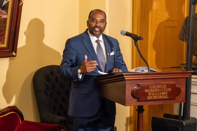 This is a photo of Senator Hearcel Craig speaking at a podium in the Ohio Statehouse.