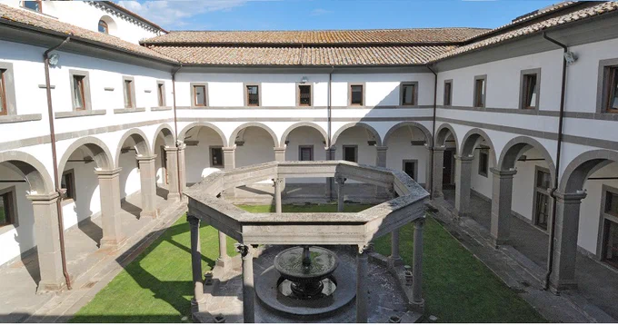 Complesso di Santa Maria in Gradi: il chiostro rinascimentale