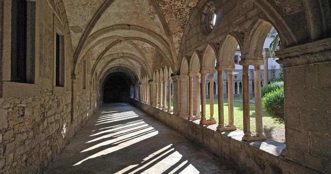 Complesso di Santa Maria in Gradi: il chiostro medievale