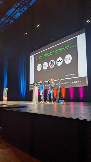 Photo de la scène pour l'ouverture du Devfest Lille