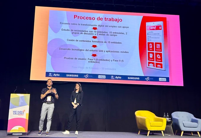 Foto de un momento de la presentación de la aplicación