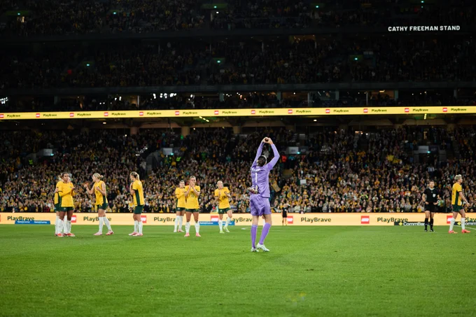 Lydia Williams comes off the field during Australia's game against China PR at Accor Stadium. (Photo: Rachel Bach/By The White Line)