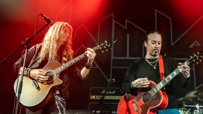 Joel Hoekstra & Brandon Gibbs live at Islington Assembly Hall.