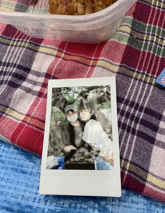 すずまるにお弁当作ってもらって花見してビール飲んで🍺
1番トークイベで楽しかった🌸