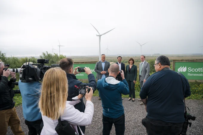 Rachel Reeves and Anas Sarwar at Scottish Power Renewables.