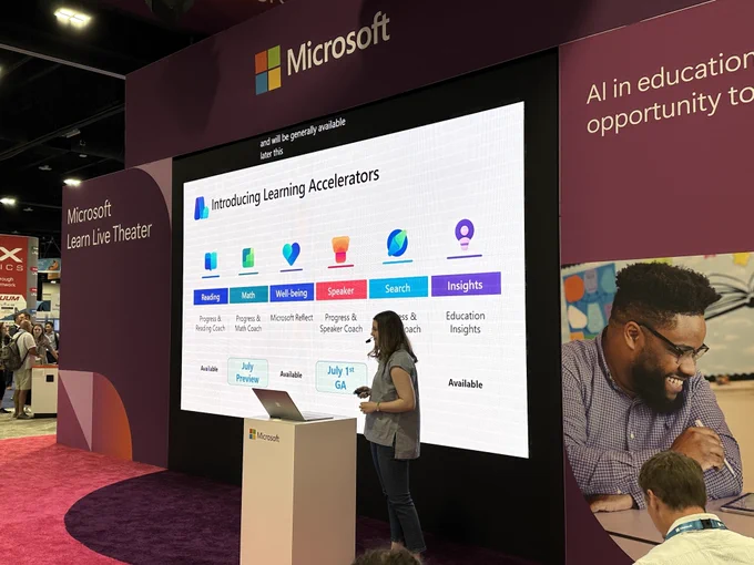 Learning Accelerators in Microsoft being presented at ISTE in the theater space