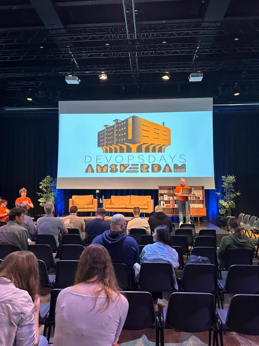 Main stage of DevOpsDays Amsterdam