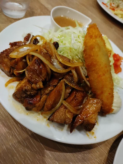 ハンバーグ＆トンテキ グリレッタ布施店
06-6224-7285

 https://g.co/kgs/d1ywNP5

トンテキランチ＋白身魚フライトッピング