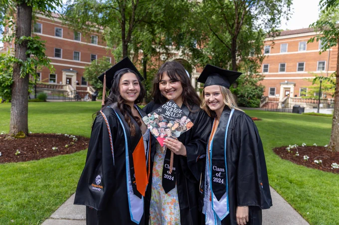 Students celebrate commencement.