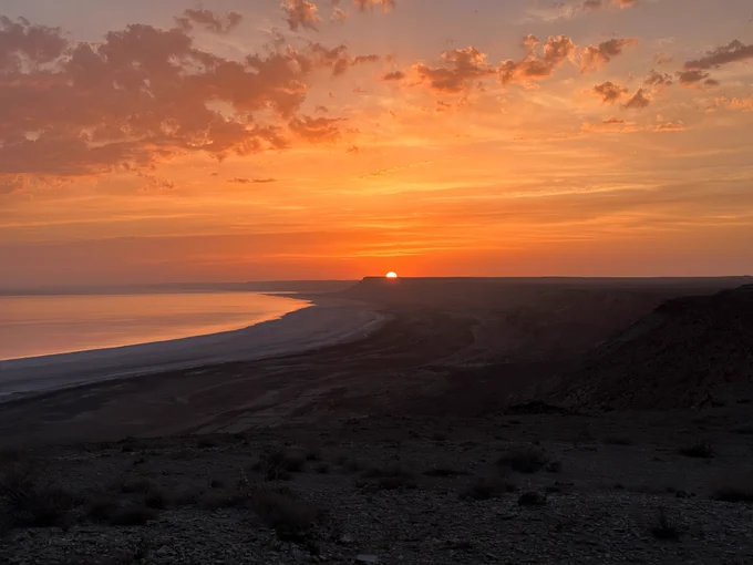 Garabogaz gol, Caspian Sea, Turkmenistan @naryntrosen 