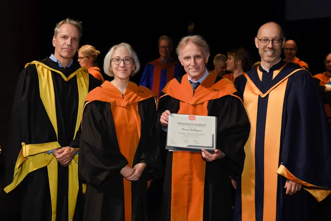 Martin Hudon, secrétaire général de l’Université du Québec, Manon Champagne, vice-rectrice à l'enseignement et à la réussite à l'UQAT, le professeur Réal Bergeron et Vincent Rousson, recteur de l'UQAT 