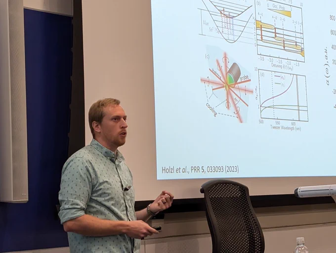 Jacob Covey presents about neutral atom quantum computers.