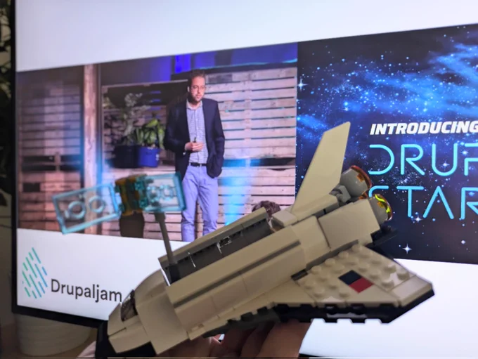 Watching the Drupaljam keynote by Dries Buytaert while building a space shuttle lego set. 