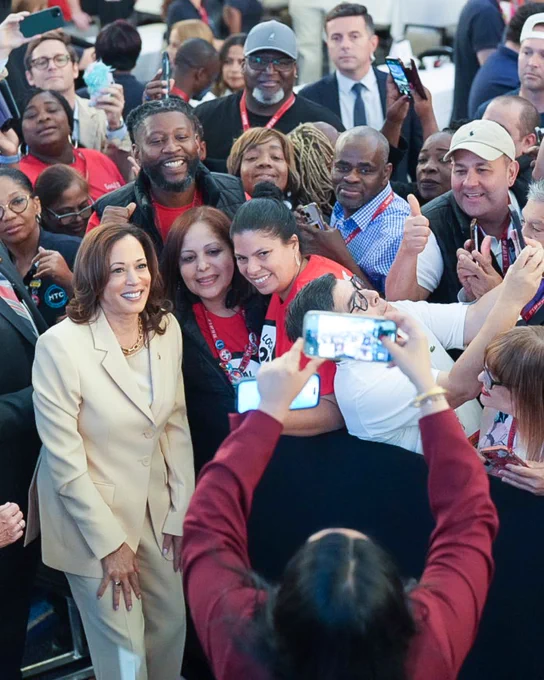 Vice President Harris takes a photo with members of UNITE HERE, the largest hospitality union in America.