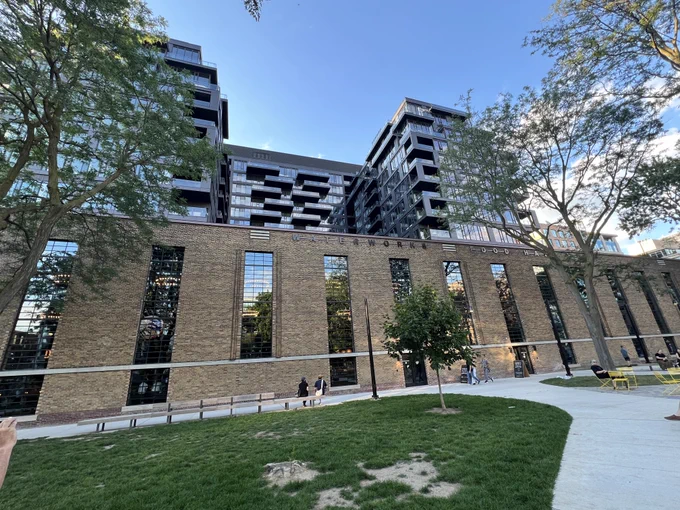 505 Richmond Street West