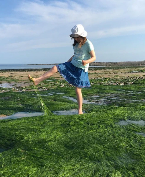 Picture of Kya on the beach