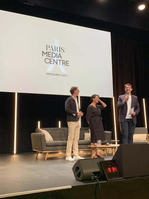 Pierre Rabadan, Lamia El Aaraje et Ariel Weil sur scène pour l’ouverture du Paris média Centre