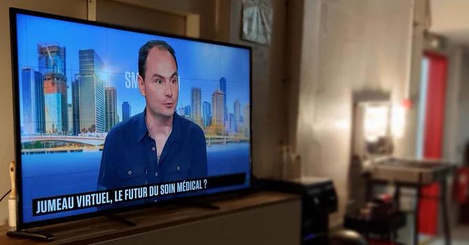 Photo de la transmission de l'interview de Stanley Durrleman sur TV.