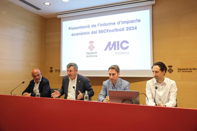 Un moment de la roda de premsa a la Diputació de Girona. 