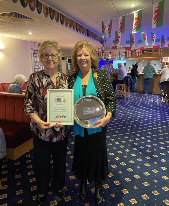 May Newman, on right, with an attendee at an Eat & Meet event.
